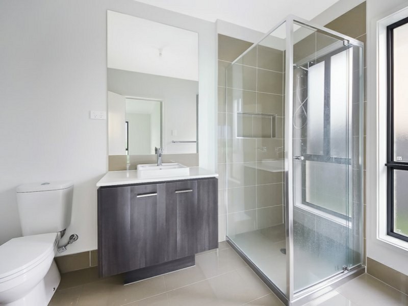 23 Leong Street, Bridgeman Downs QLD 4035