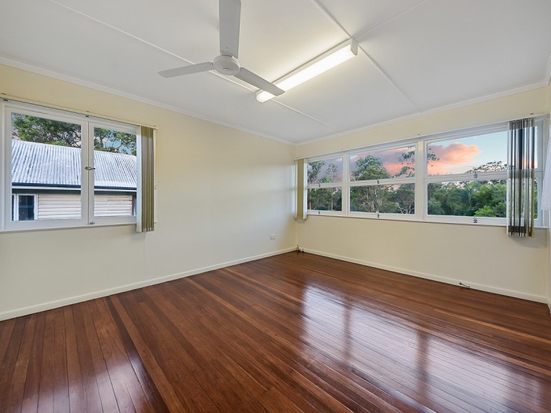 8 Crofton Street, Geebung QLD 4034