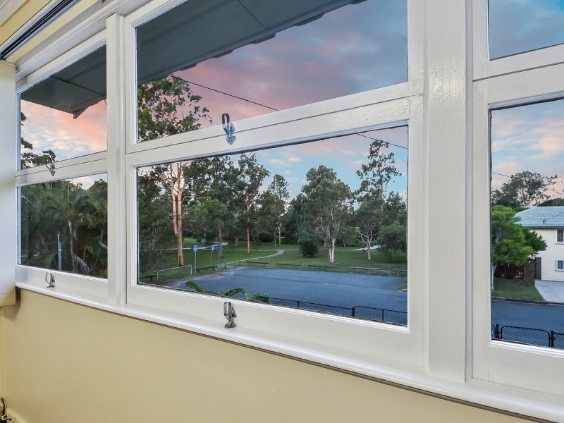 8 Crofton Street, Geebung QLD 4034