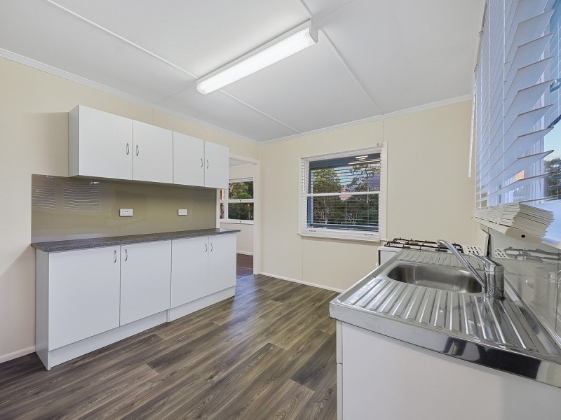 8 Crofton Street, Geebung QLD 4034