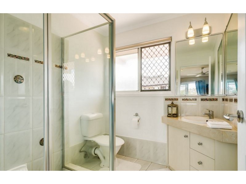 71 Galaxy Street, Bridgeman Downs QLD 4035