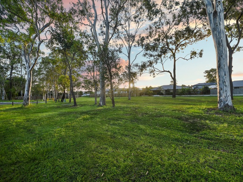 23 Fabian Place, Bracken Ridge QLD 4017