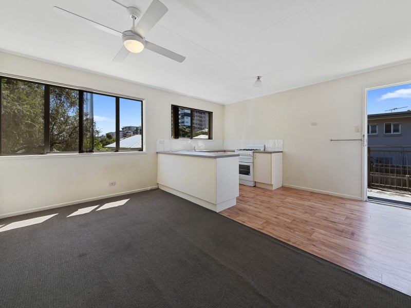 8/26 Hall Street, Chermside QLD 4032