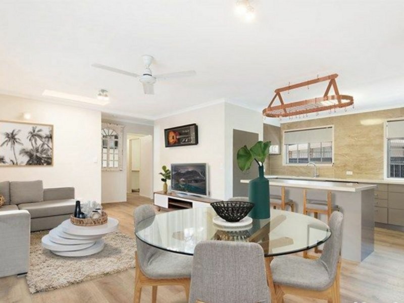 34 Daniel Court, Scarborough QLD 4020