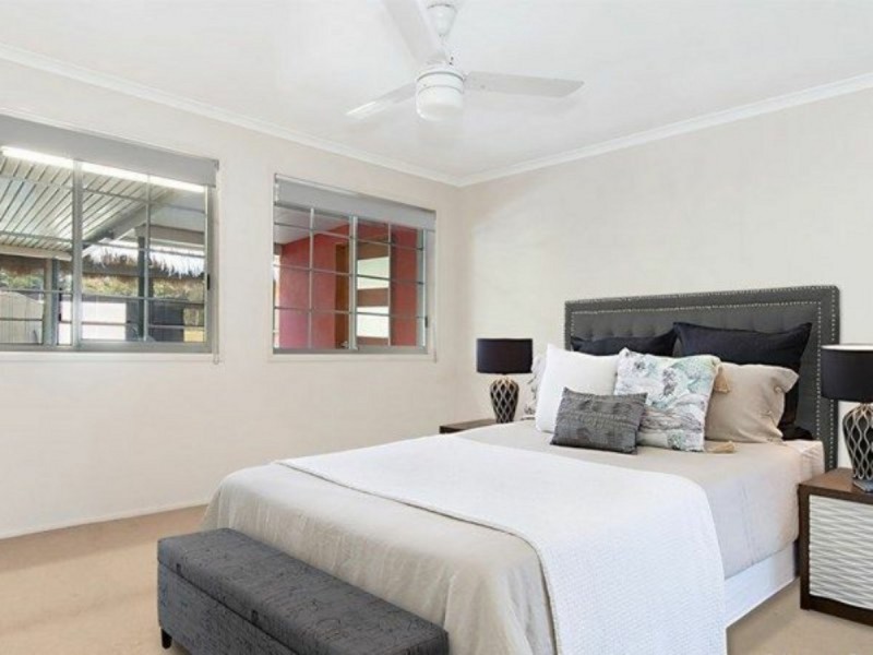 34 Daniel Court, Scarborough QLD 4020