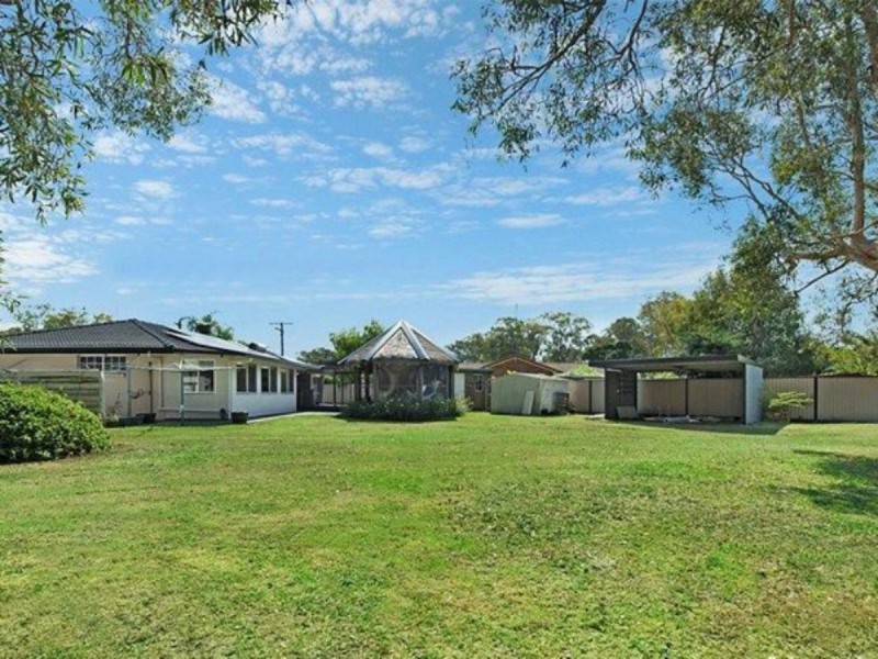 34 Daniel Court, Scarborough QLD 4020