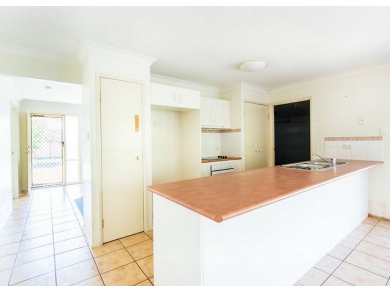 3 Elizabeth Place, Brighton QLD 4017