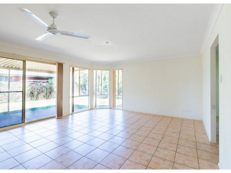 3 Elizabeth Place, Brighton QLD 4017