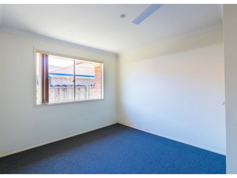 3 Elizabeth Place, Brighton QLD 4017