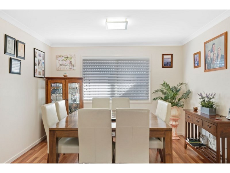64 Cambridge Crescent, Fitzgibbon QLD 4018