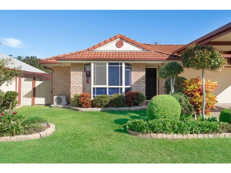 64 Cambridge Crescent, Fitzgibbon QLD 4018