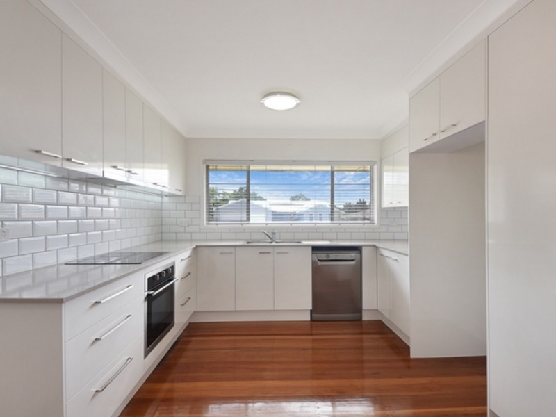 26 Pacific Street, Chermside West QLD 4032