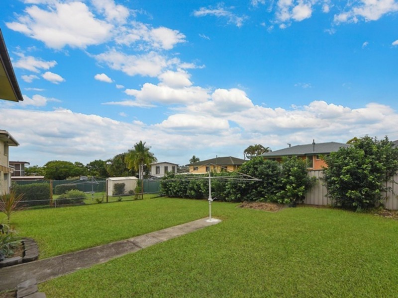 26 Pacific Street, Chermside West QLD 4032