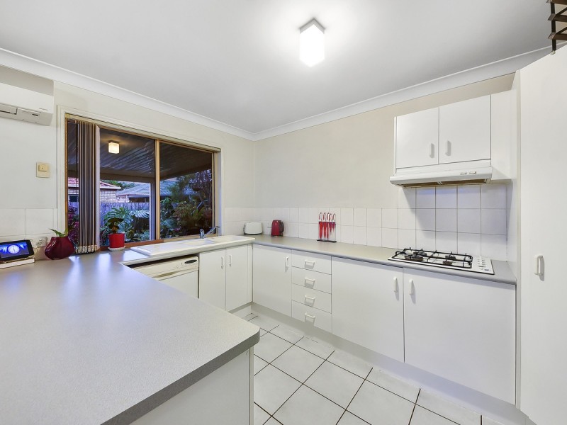 20 Rose Crescent, Fitzgibbon QLD 4018