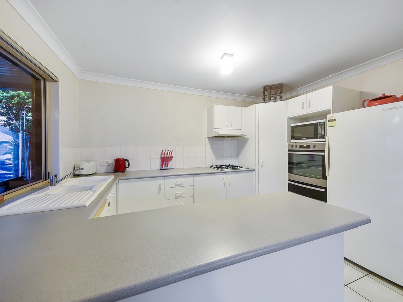 20 Rose Crescent, Fitzgibbon QLD 4018