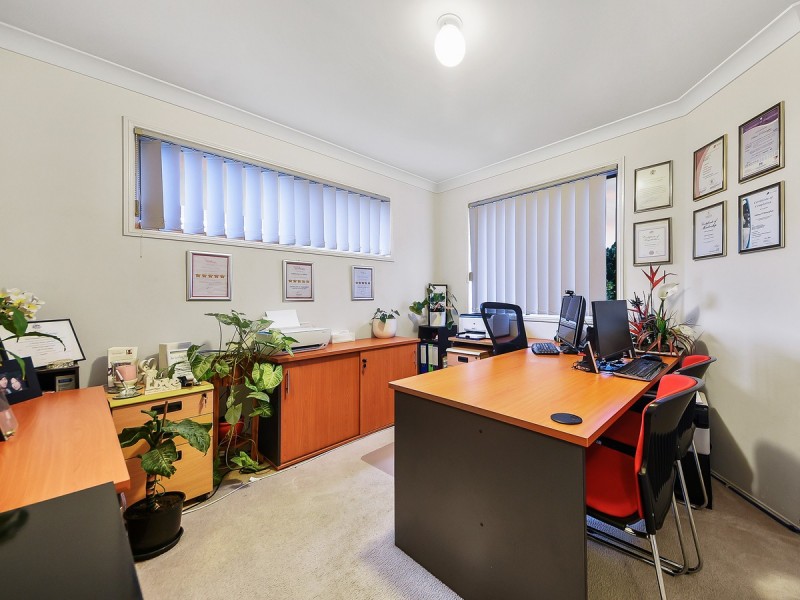 20 Rose Crescent, Fitzgibbon QLD 4018