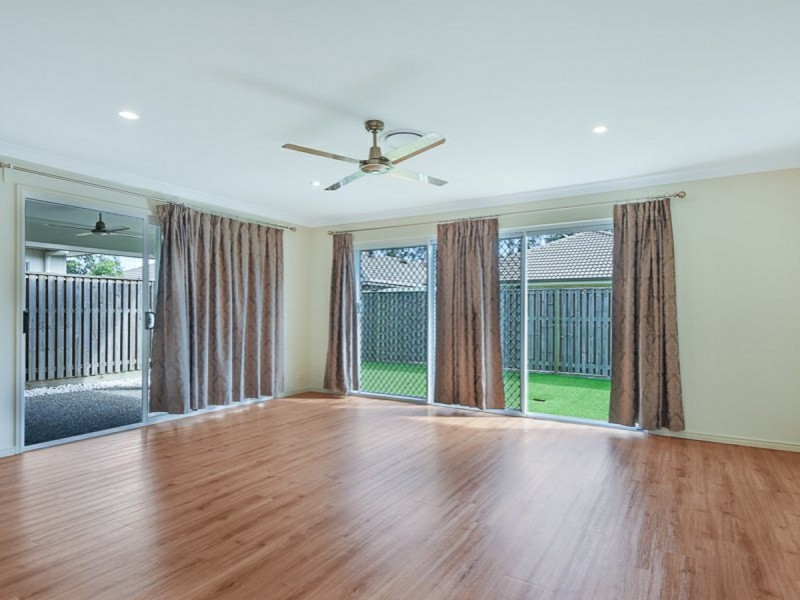 102 Mount Kaputar Avenue, Fitzgibbon QLD 4018