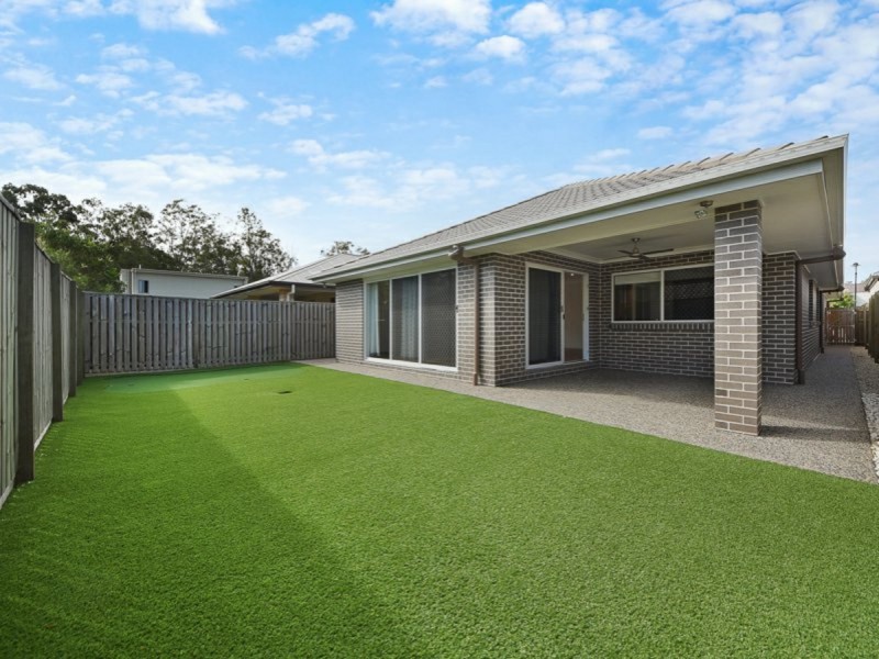 102 Mount Kaputar Avenue, Fitzgibbon QLD 4018