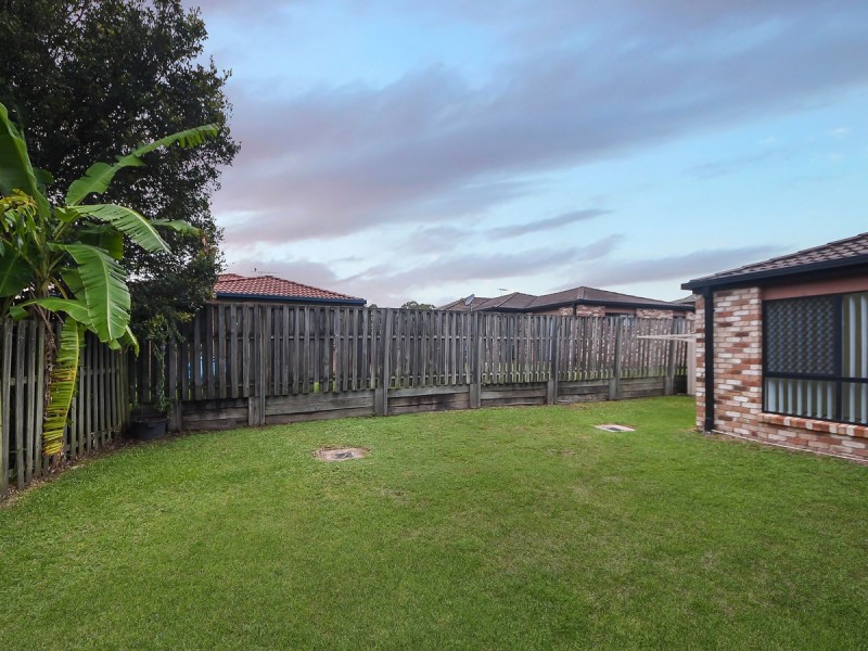 9 Oaktree Place, Bracken Ridge QLD 4017