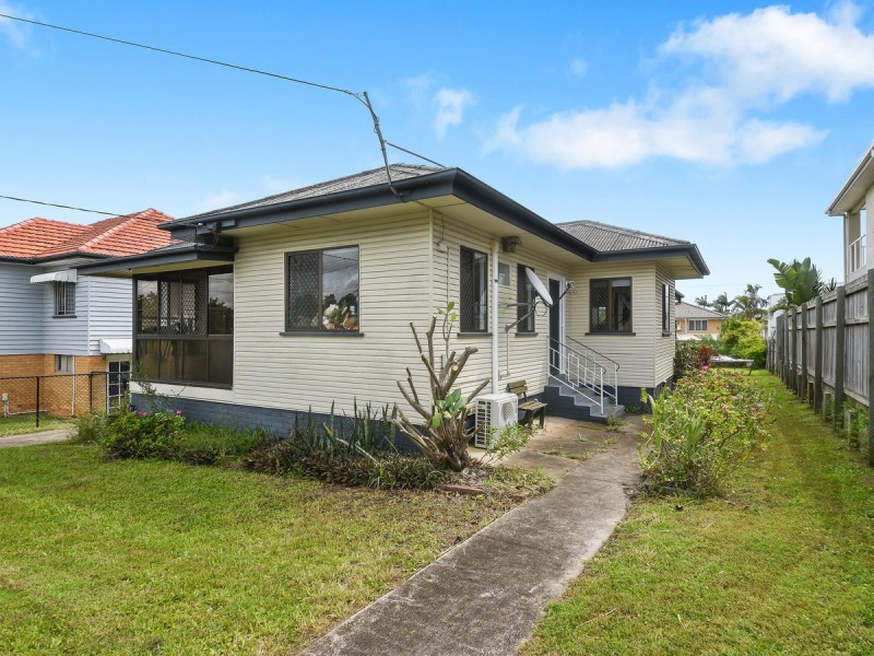 43 Deloraine Street, Wavell Heights QLD 4012