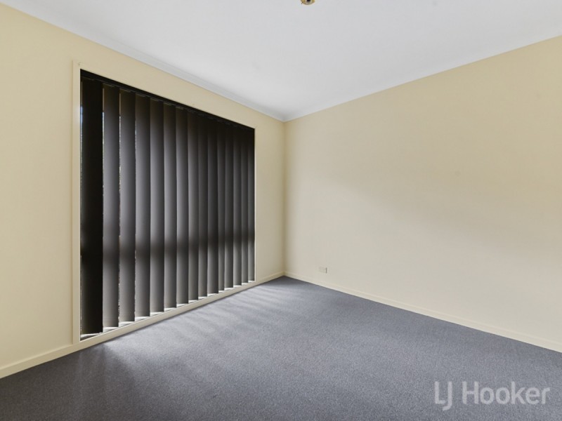 11 Desert Willow, Fitzgibbon QLD 4018