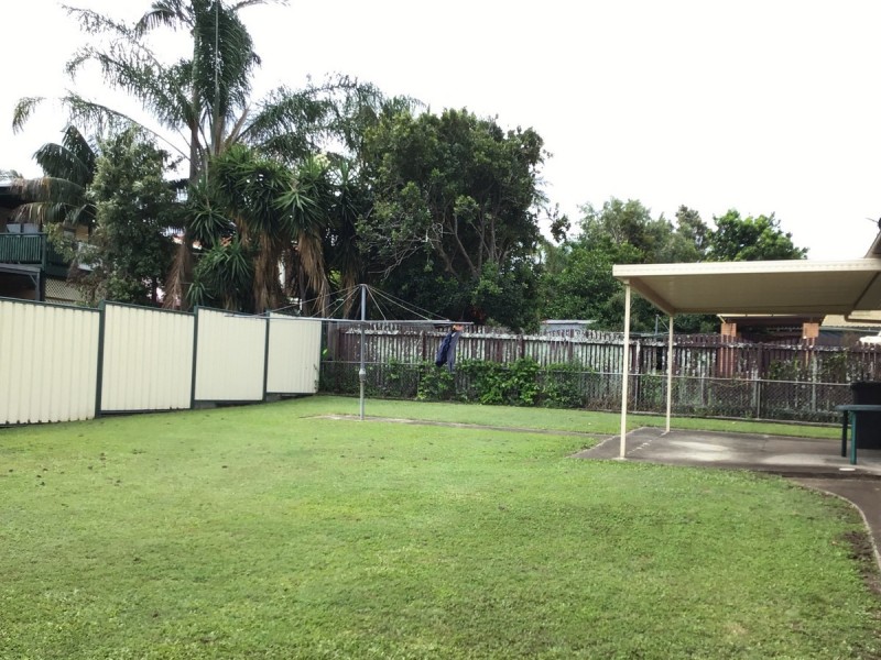 8 Fairlane Street, Chermside West QLD 4032
