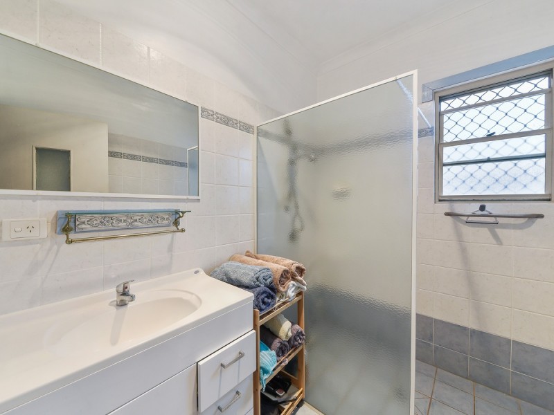 65 Hodgkinson Street, Chermside QLD 4032