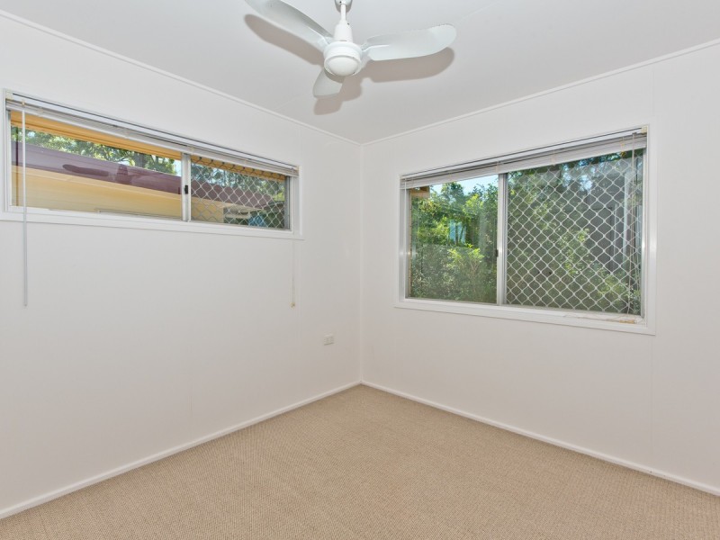 18 Illuta Avenue, Ferny Hills QLD 4055