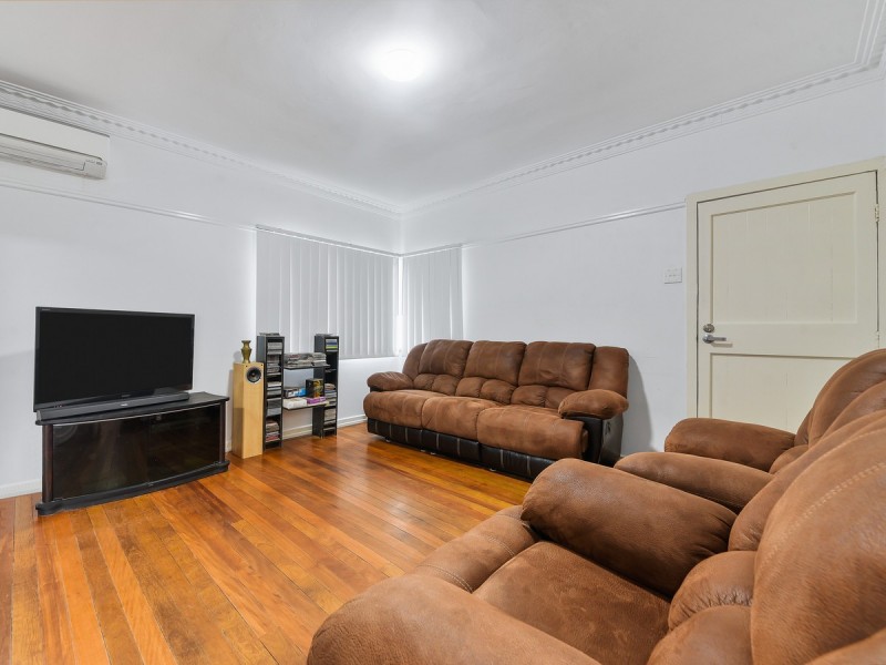 18 Teevan Street, Stafford QLD 4053