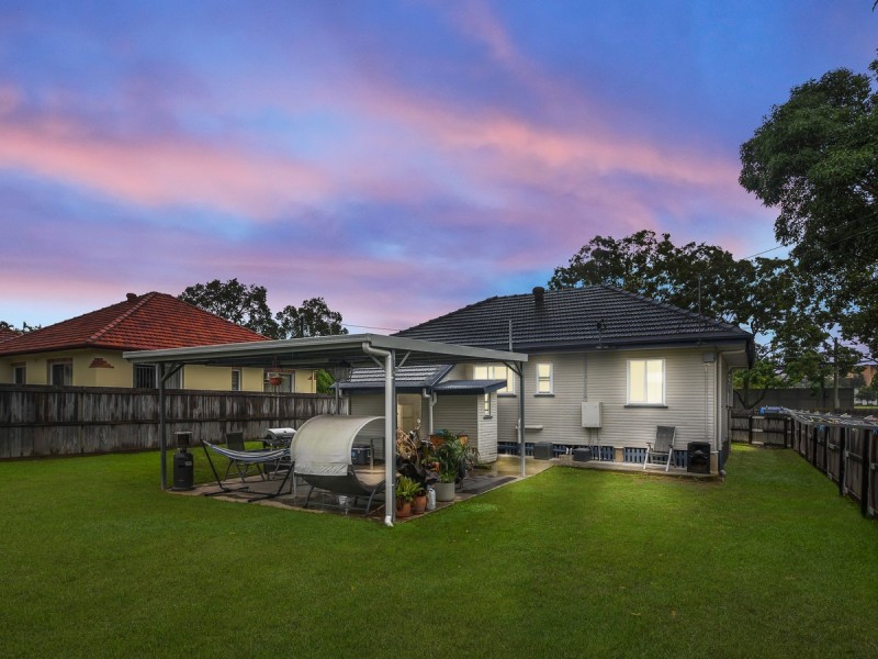 18 Teevan Street, Stafford QLD 4053