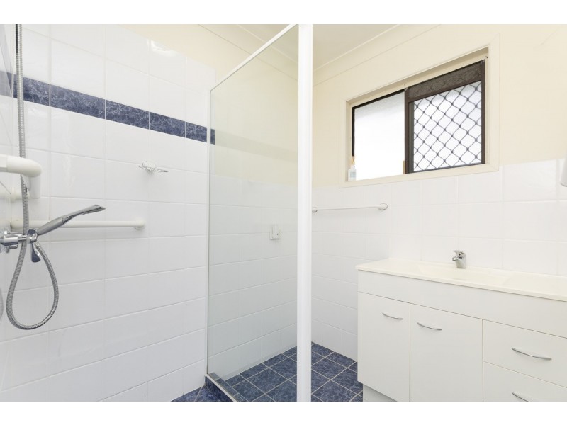 16 Johnson Street, Kallangur QLD 4503