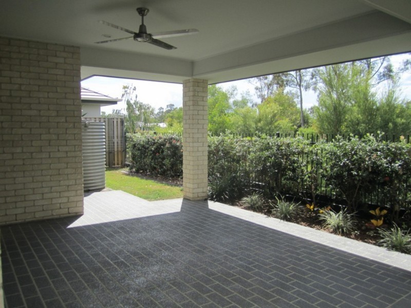 25 Carnarvon Crescent, Fitzgibbon QLD 4018