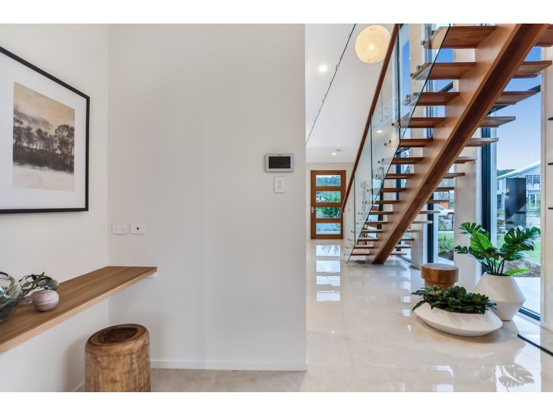 209 Canvey Street, Upper Kedron QLD 4055