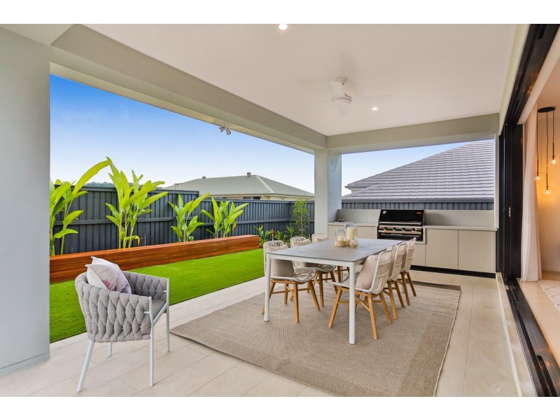 209 Canvey Street, Upper Kedron QLD 4055