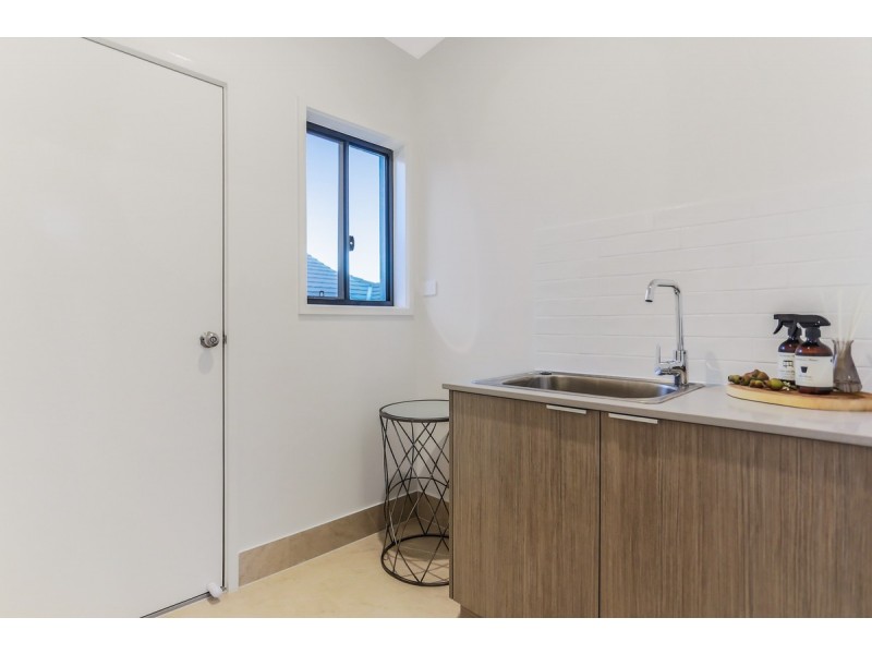 209 Canvey Street, Upper Kedron QLD 4055