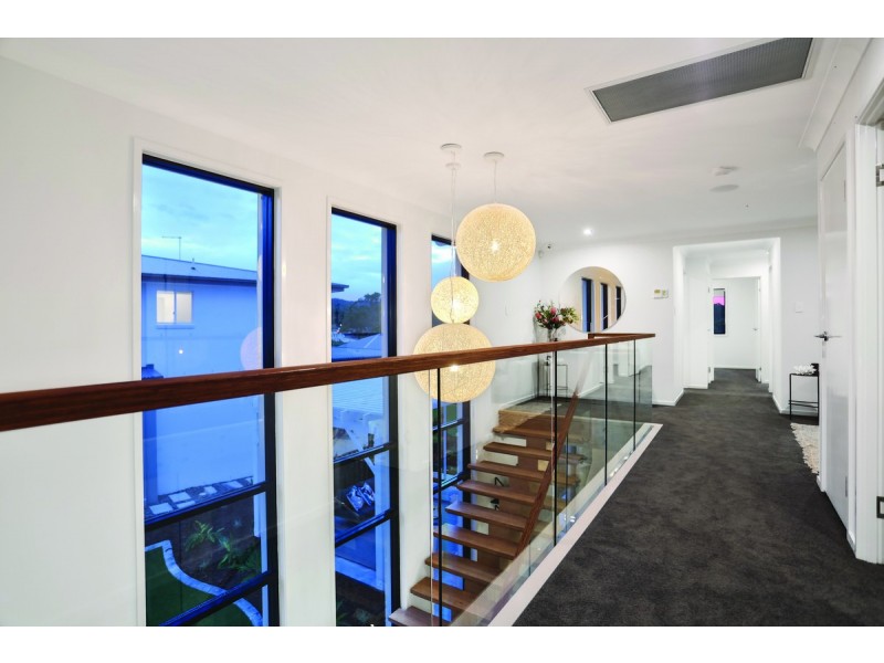 209 Canvey Street, Upper Kedron QLD 4055