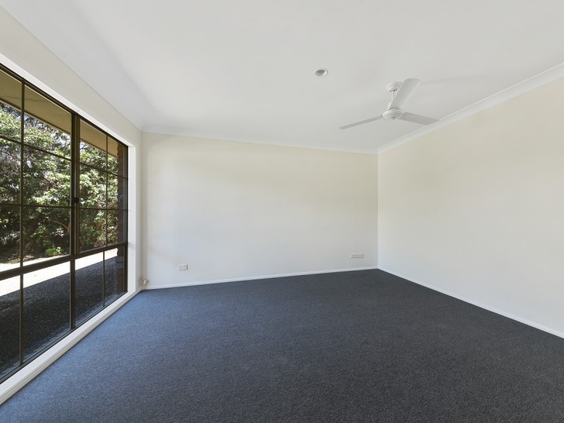 3 Elizabeth Place, Brighton QLD 4017
