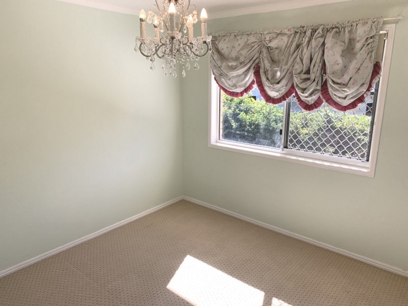 71 Galaxy Street, Bridgeman Downs QLD 4035