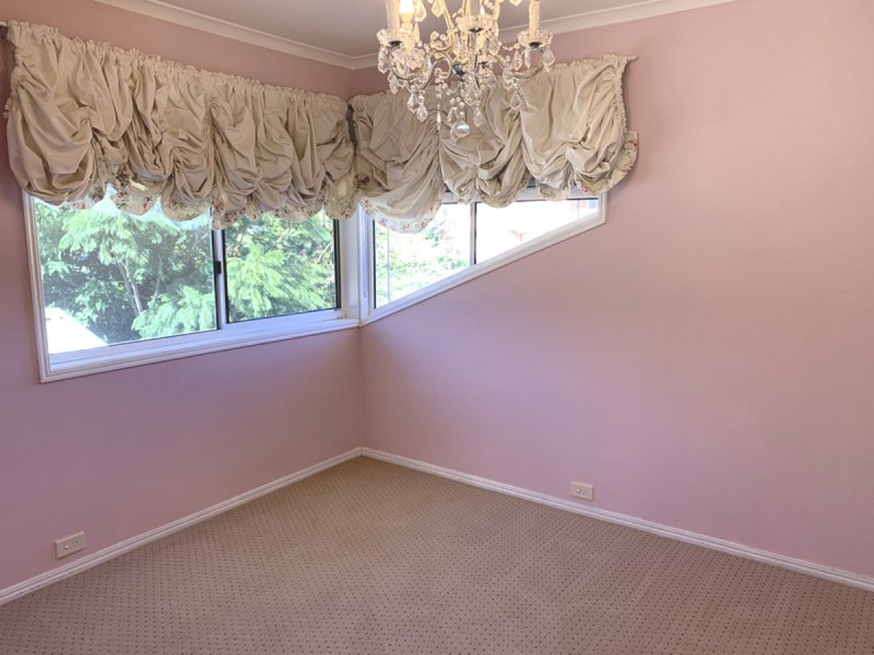 71 Galaxy Street, Bridgeman Downs QLD 4035
