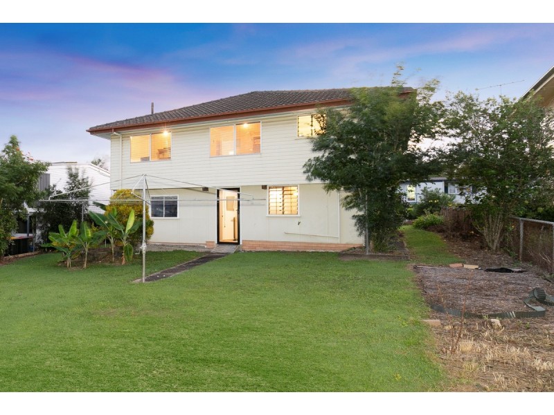21 Backford Street, Chermside West QLD 4032