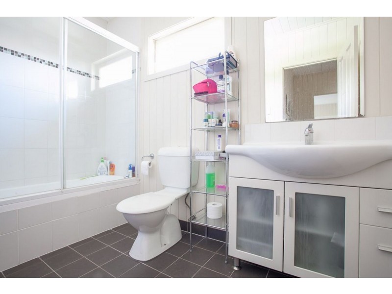 1/128 Edinburgh Castle Road, Wavell Heights QLD 4012