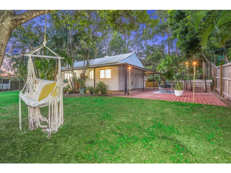 32 Ashley Road, Chermside West QLD 4032