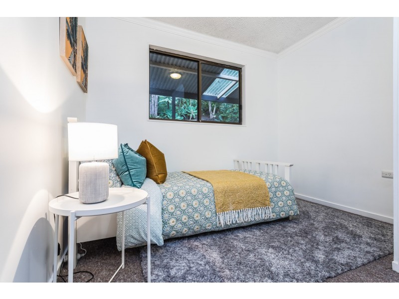 32 Ashley Road, Chermside West QLD 4032