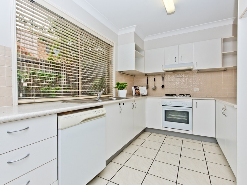 39 Farnell Street, Chermside QLD 4032