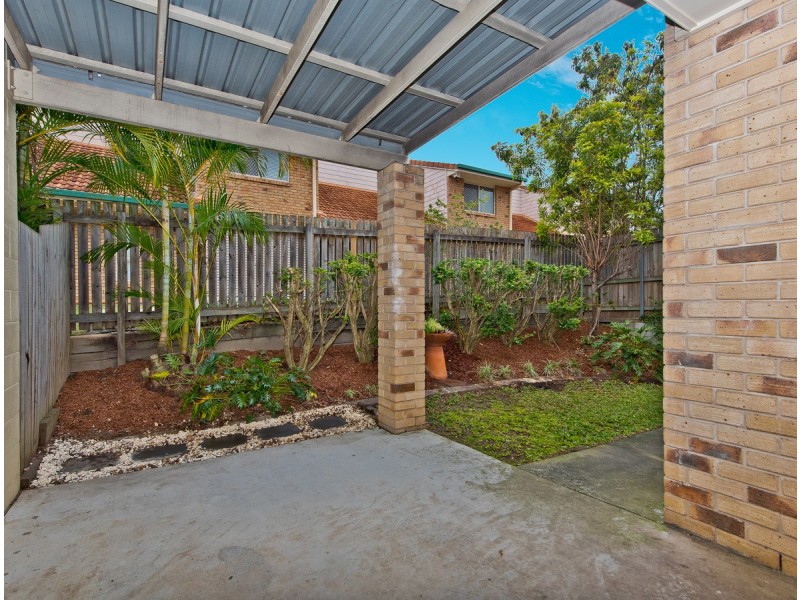 39 Farnell Street, Chermside QLD 4032