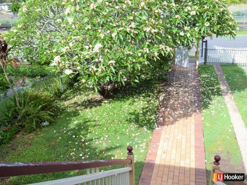 118 Friday Street, Shorncliffe QLD 4017