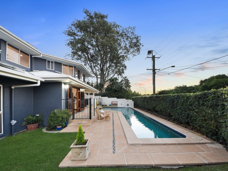 268 Shaw Road, Wavell Heights QLD 4012