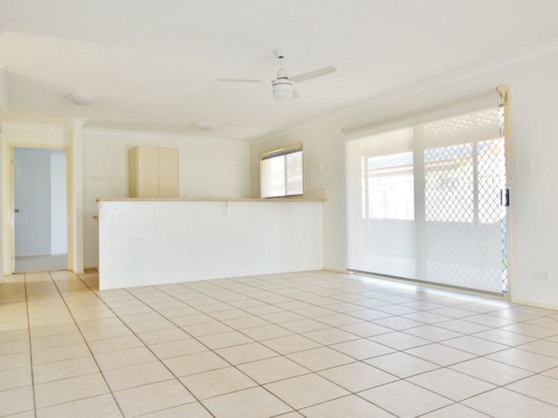 3 Violet Close, Fitzgibbon QLD 4018