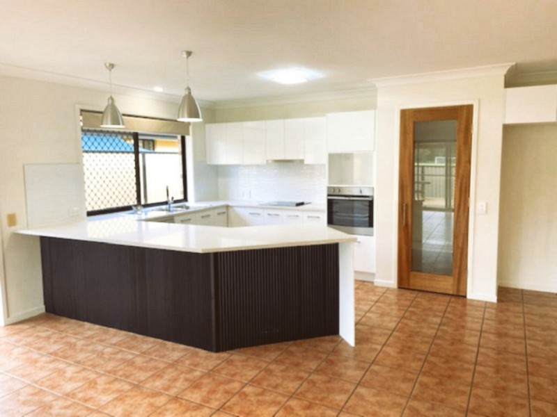 5 Springside Close, Bracken Ridge QLD 4017