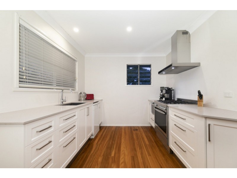 21 Backford Street, Chermside West QLD 4032